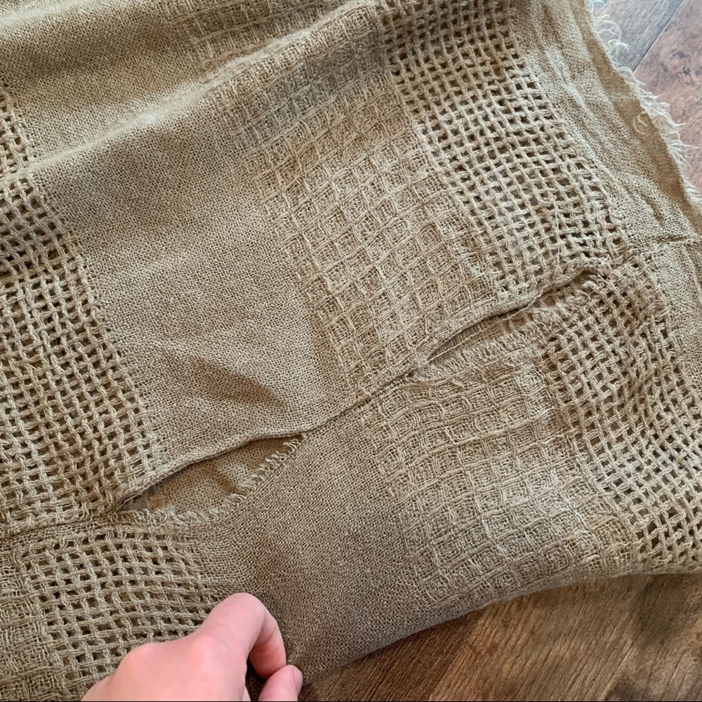 Taupe waffle knit infinity scarf - Picture 6 of 7